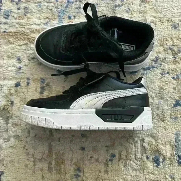 Like New Puma Cali Dream  Shiny Pack Sneakers Kids - Picture 4 of 13